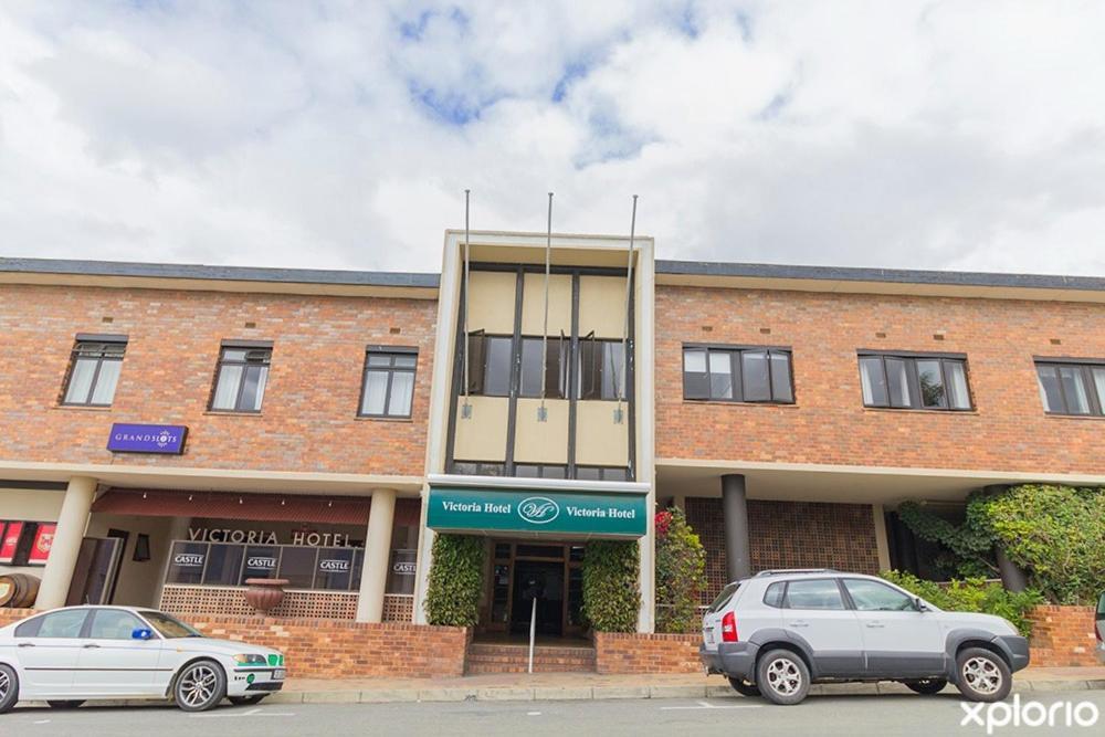 Victoria Hotel Bredasdorp Bagian luar foto