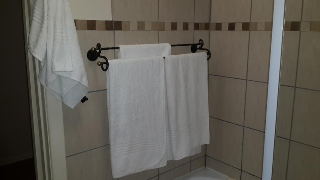Victoria Hotel Bredasdorp Ruang foto