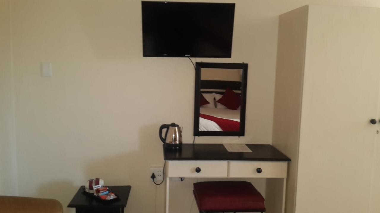 Victoria Hotel Bredasdorp Ruang foto