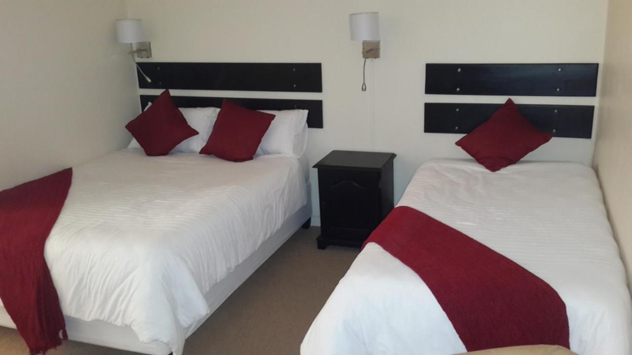 Victoria Hotel Bredasdorp Ruang foto